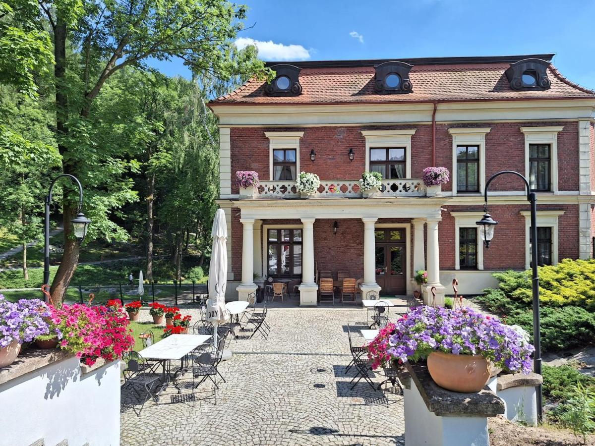 Hotel Charlotta Jedlina-Zdroj Exterior photo